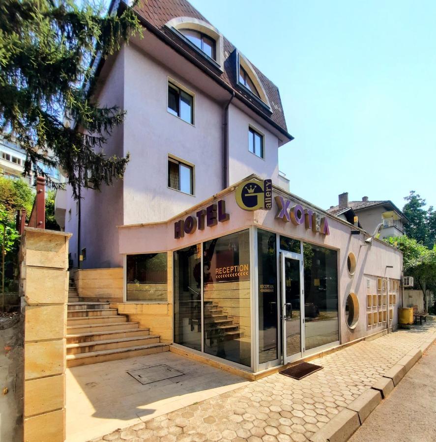 Family Art Hotel Gallery 플레벤 외부 사진