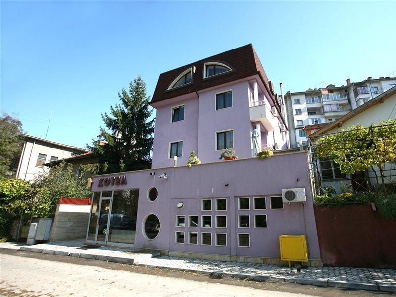 Family Art Hotel Gallery 플레벤 외부 사진