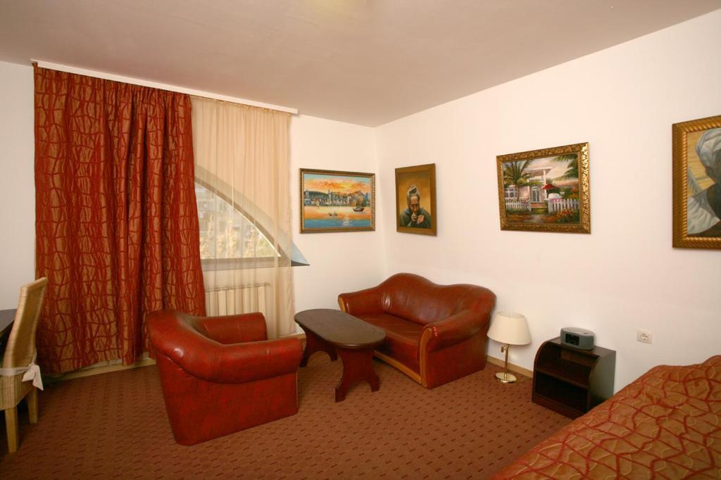 Family Art Hotel Gallery 플레벤 객실 사진